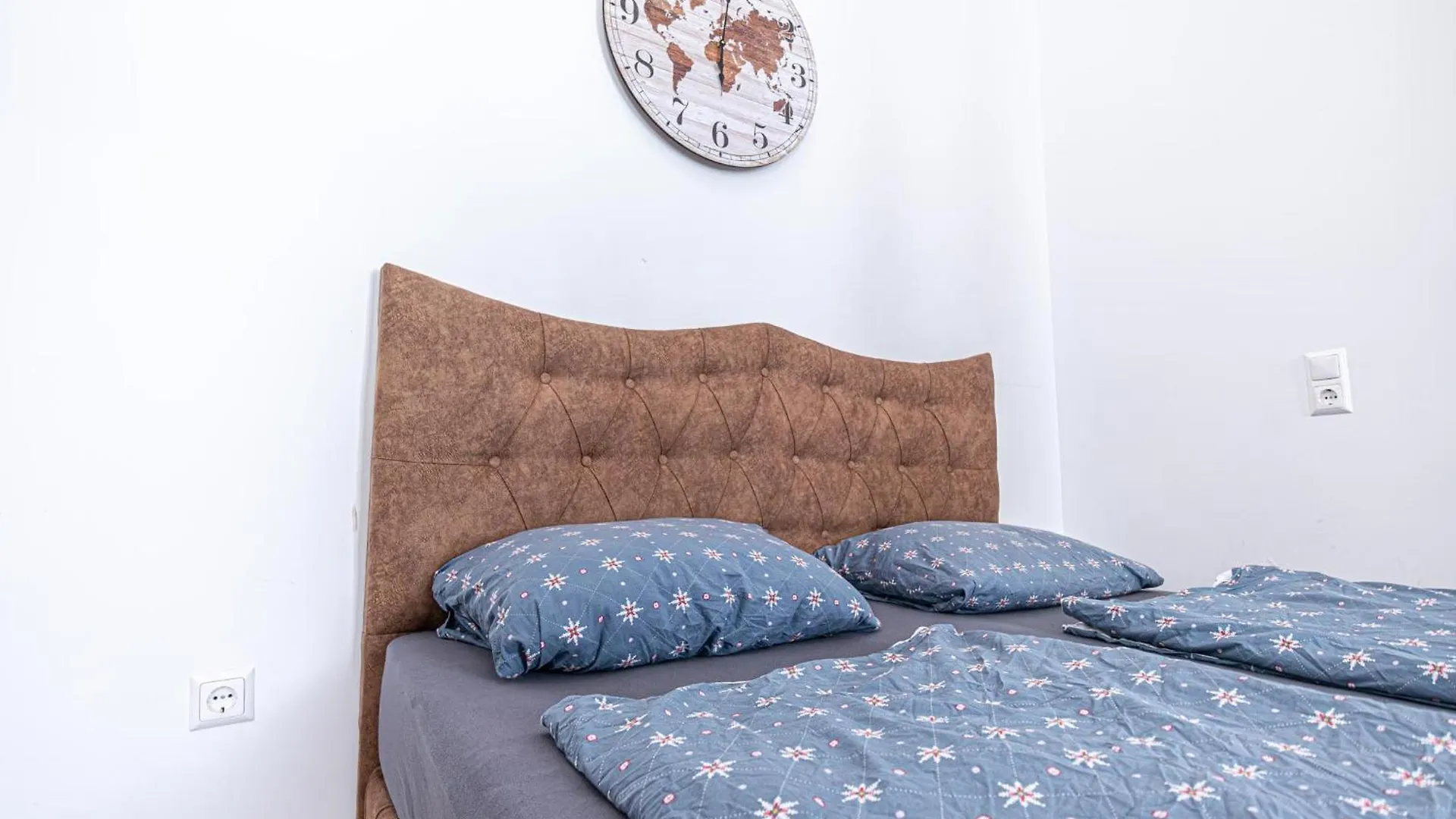 6 Min To Amusement Park - Economy Rooms In Shared Apartment Viena