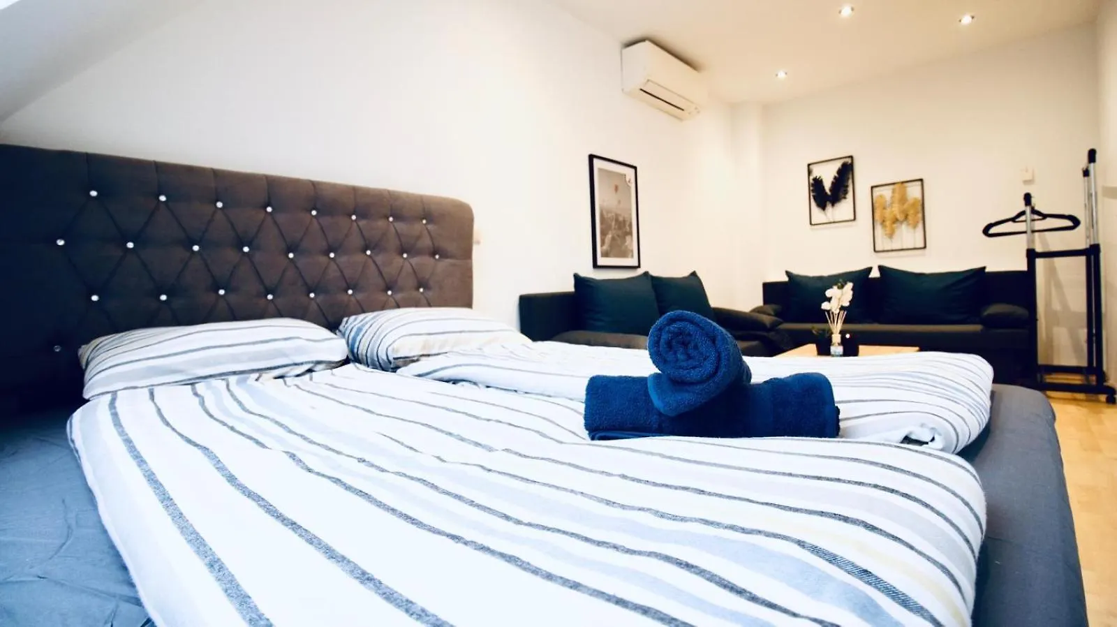 6 Min To Amusement Park - Economy Rooms In Shared Apartment Viena