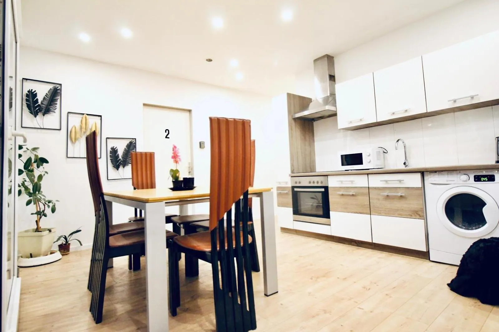 6 Min To Amusement Park - Economy Rooms In Shared Apartment Viena 0*,
