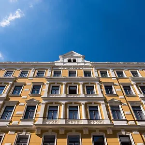 2* Отель Lehrerhaus
