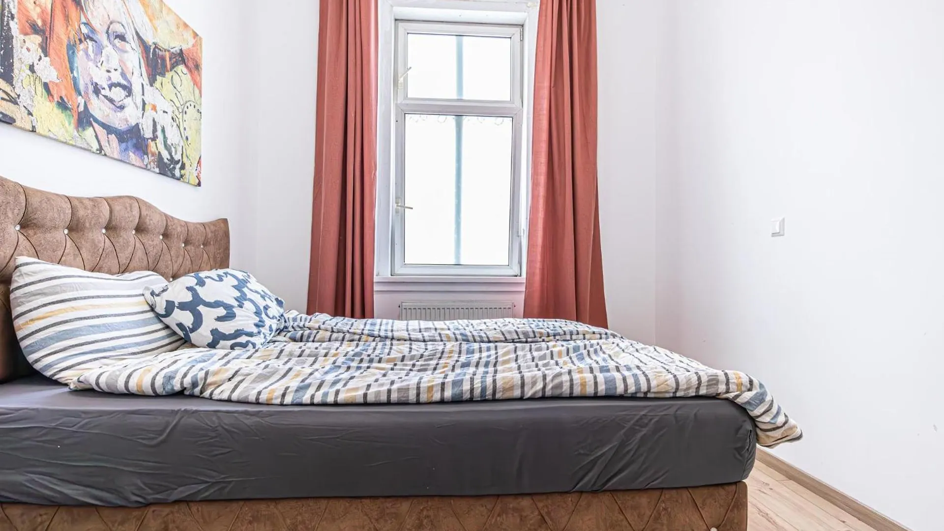 6 Min To Amusement Park - Economy Rooms In Shared Apartment Vienne